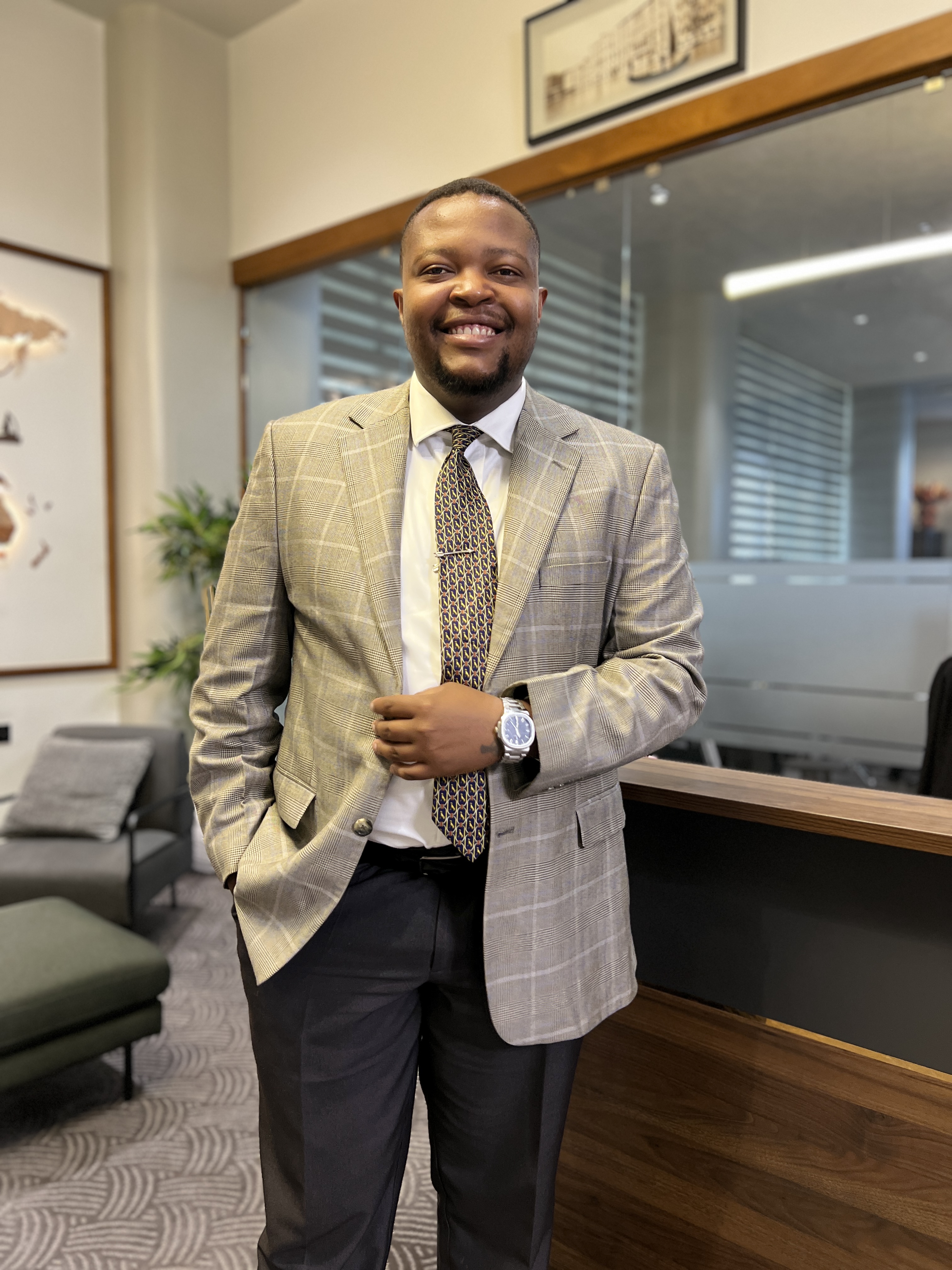 Ian Sila - Sales Executive